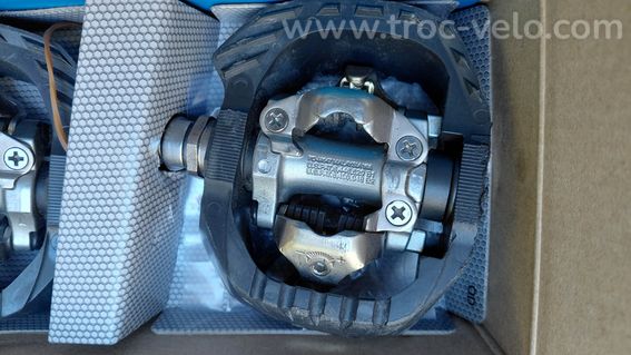Pédales VTT/DH Shimano SPD PD-M647 en très bon état - 4