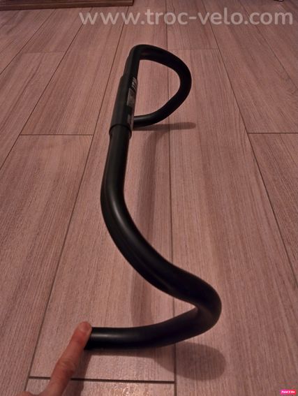 Cintre ITM Super Europa 2