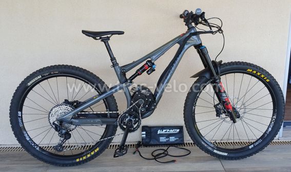 VTTAE tout suspendu NUKE PROOF carbone all mountain