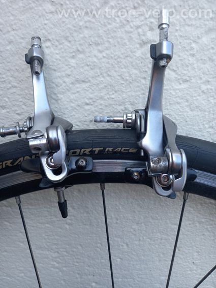 Vend roue shimano 700 + pneu neuf - 3