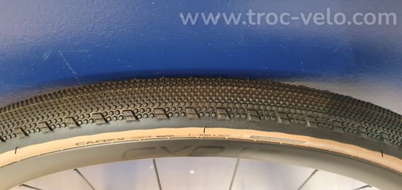 Pneu gravel cadex ar 700/40 - 2