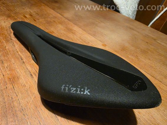 Selle FIZIK ARIONE:R1 - 2