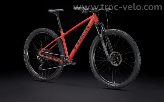 VTT TREK Marlin 6 27.5" Lava – Taille S – 2025 - 2