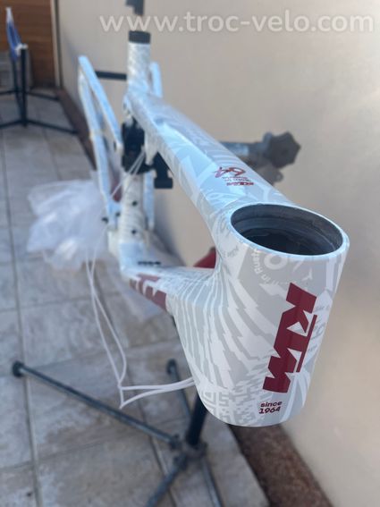 Scarp Evo 3 ROCK SHOX FLIGHT ATTENDANT - 3