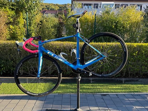 Cube Carbon – SRAM Force – Bontrager Aeolus 3 D3 - 2