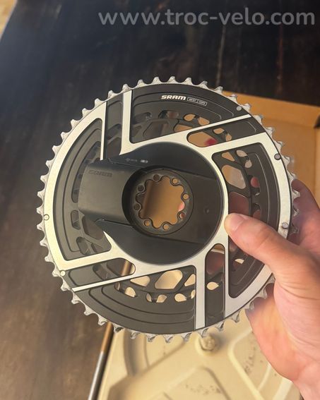 Plateaux SRAM RED E1 avec capteur de puissance QUARQ