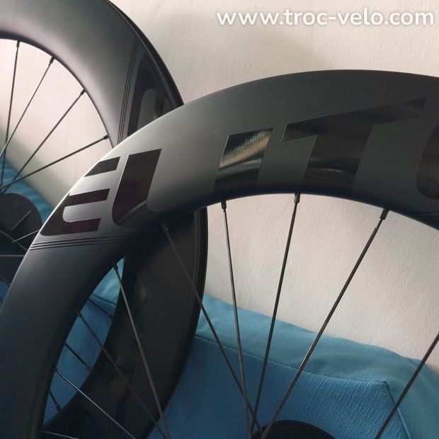 Elitewheels carbone disc 55 et 60mm dispo.  - 2