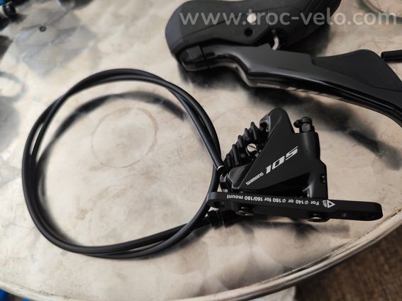 Shimano Frein à Disque Hydrauliques - 105 ST+ BR-R7070 - Flat Mount - Avant - noir - 2