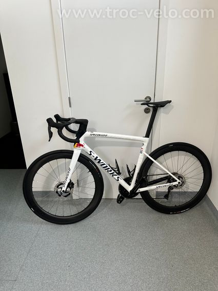 Specialized Tarmac SL8 redbull