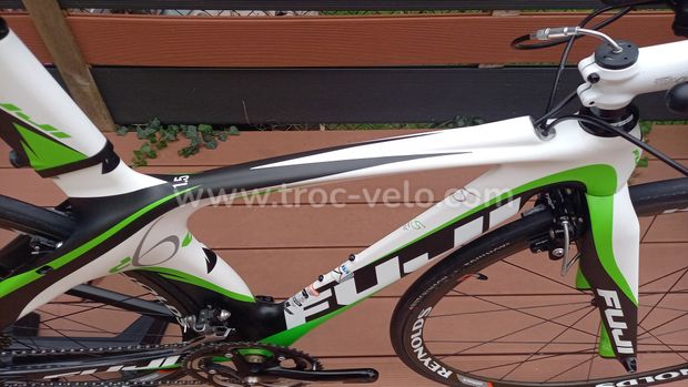 Vélo clm triathlon carbone Fujy quasi neuf révisé et garanti  - 4