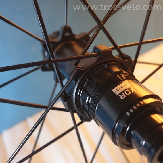 Paire roues carbones disc neuves KORE en 38mm ou 50mm pour Shimano ou Sram xdr - 2