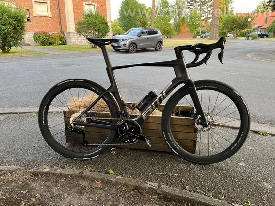BMC Teammachine R01 (2025) - Taille 56 - Dura ace DI2 12v - 4