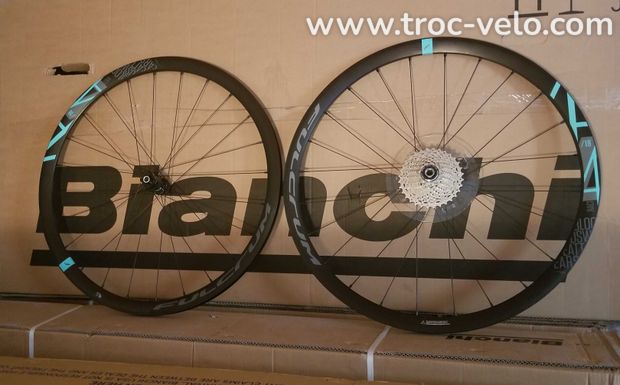 Paire de roues  vélo BIANCHI Racing 418 Disc FULCRUM  - 1