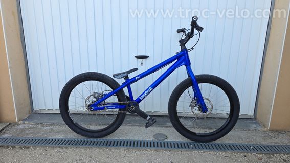 VTT Street Trial Inspired Flow XP 22  - 2