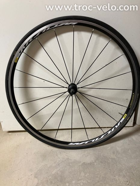 Roue avant mavic aksium  - 1