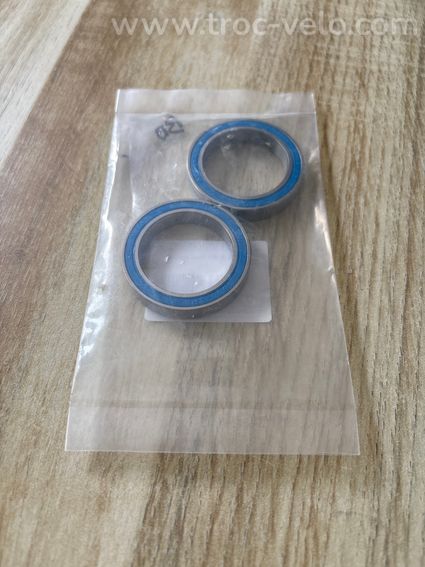 Kit de roulements FSA pour boîtier de pédalier BB306806-2RS  - 4