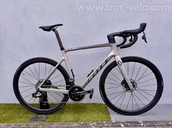 Scott Addict RC 10 Prism Cherry Grey 2022