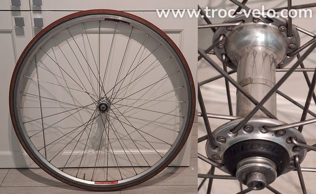 Roue avant Campagnolo Record à pneu - 1