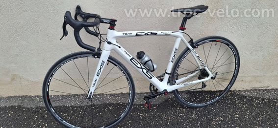 VELO de ROUTE en CARBONE