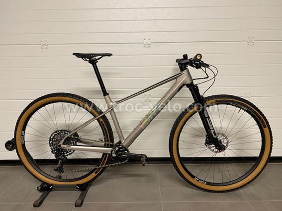 VTT BMC carbone twostroke 01