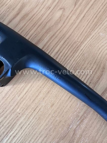 combo cintre/potence Syncros Fraser IC SL XC de 740 mm en noir.