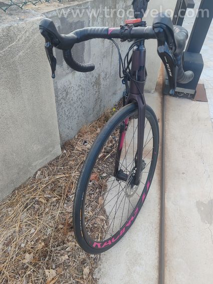 vélo femme Cube Axial taille 53 - 2