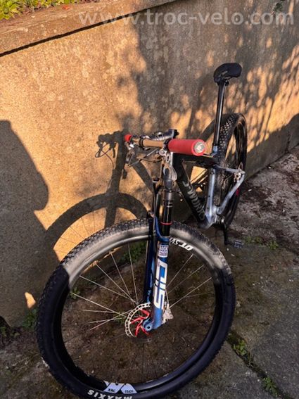vtt sworks  flight attenant AXS t Type - 3