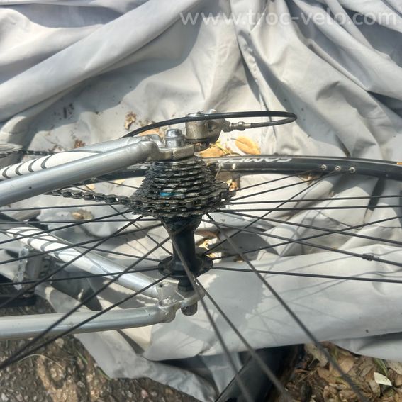 Vélo de route Bianchi modèle Via Nirone 7 Taille S - 6