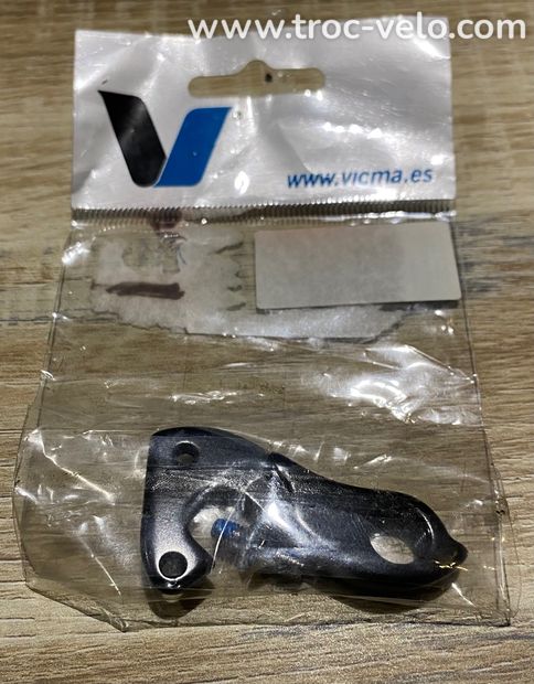 Pâte de dérailleur adaptable VICMA alu pour cadre PINARELLO / AVANTI / CARRERA / GITANE / FUJI / KOG GH-058 - 2