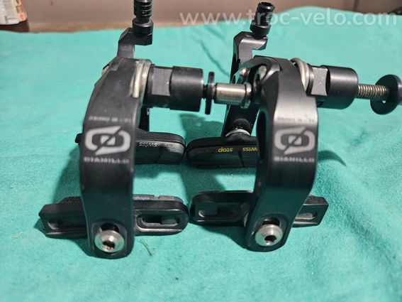 Vends étrier de frein - 2