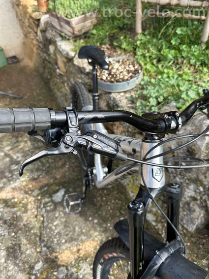 VTT ENDURO COMMENCAL - 9