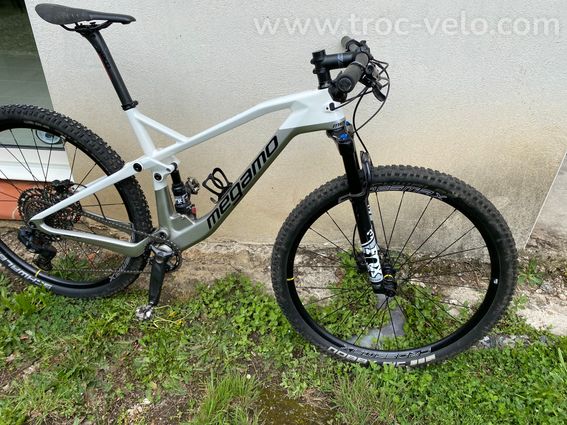 VTT MEGAMO TRACK