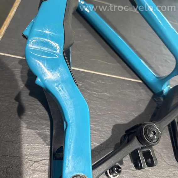 Train avant Specialized Enduro FSR avec bras oscillant - 3