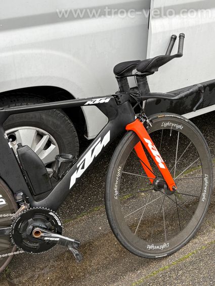 KTM révélator solus  - 2