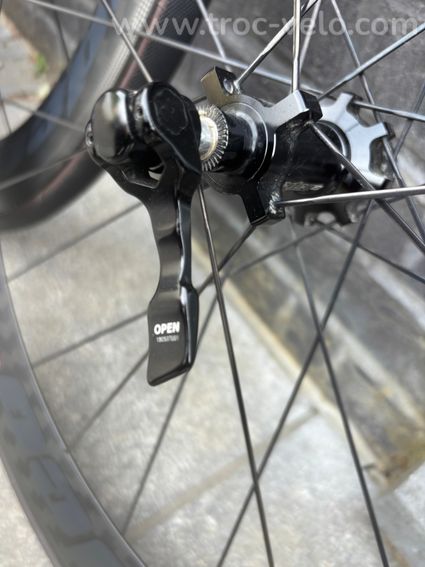 ROUES CARBONE A DISQUES EDCO GESERO LIGHT - 4