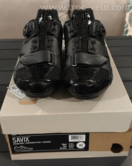 Chaussures Giro T42 port offert - 2