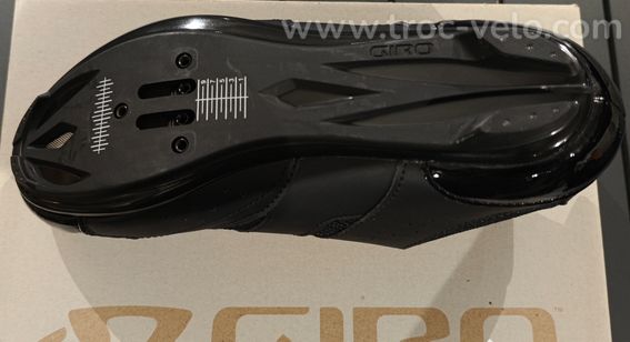 Chaussures Giro T42 port offert - 3