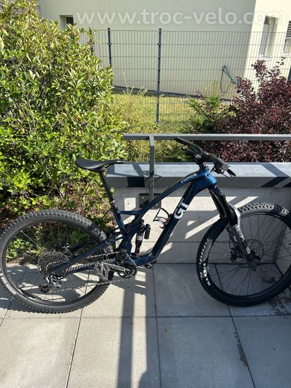 GT force Carbon Pro LE