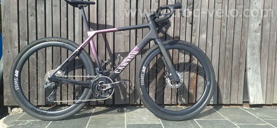 Gravel + Canyon + grail + M