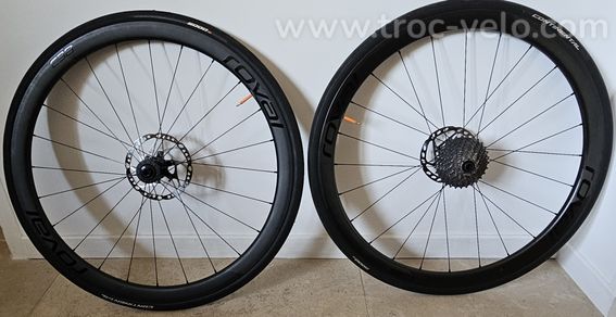 Paire de roues ROVAL C38 état neuf - 2