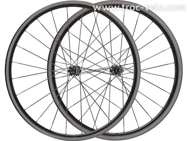 PAIRE DE ROUES BLACK INC 28/33 CERAMICSPEED - 1