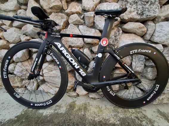 Vends vélo CLM ARGON 18 E-117 équipé en Di2 - 2