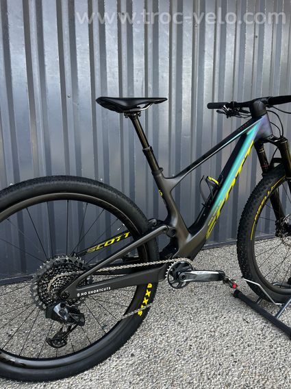 VTT Scott Team Issue - 2
