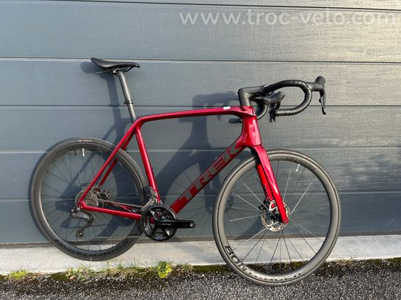 Trek Émonda SL6 2025 – Taille 60 – Shimano 105 Di2 – Roues carbone – 1800 km
