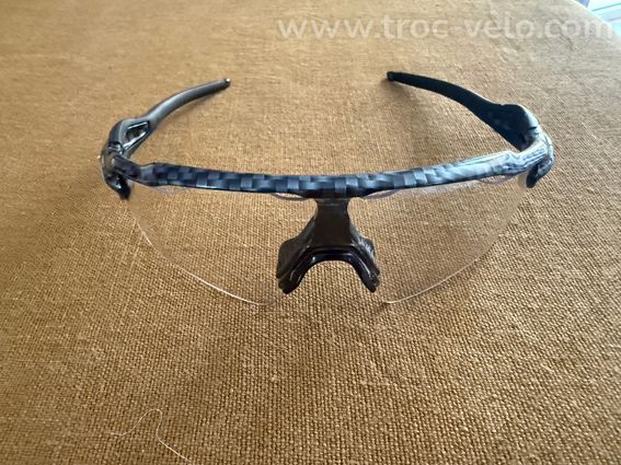 Lunettes Oakley Radar EV Custom – Édition Carbone / Bleu - 3