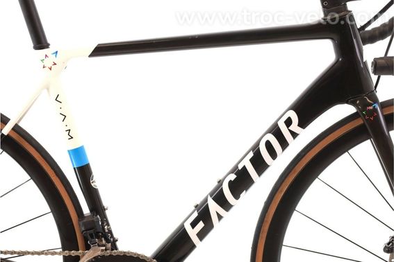 Produit Reconditionne    Factor O2 Vam Di2 11v    Vert   Velo De Route   Tres Bon Etat - 2