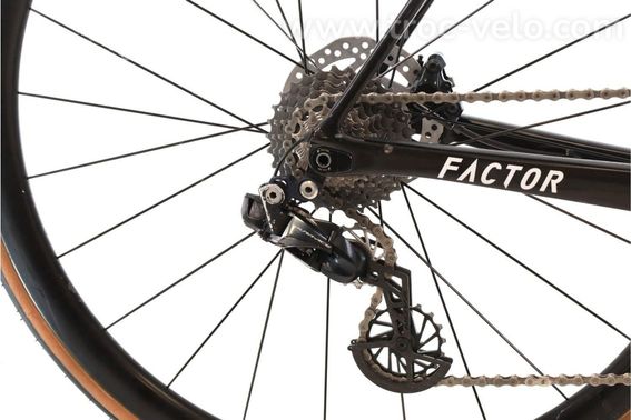 Produit Reconditionne    Factor O2 Vam Di2 11v    Vert   Velo De Route   Tres Bon Etat - 3