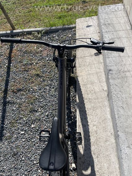 VTT Commencal Meta HT AM 2022 - Taille L - 29" - SRAM SX Eagle 12v - 2