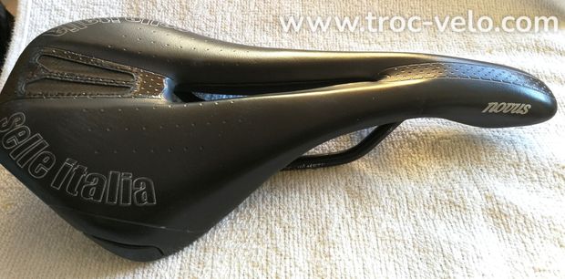 SELLE ITALIA NOVUS LARGE - 1