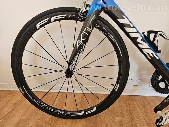TIME Skylon AKTIV Auber93 – SRAM Red 22 – FFWD carbone – 6,9 kg – Taille L - 10